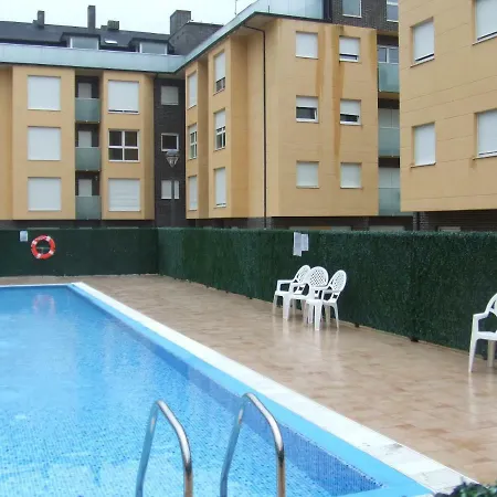 Apartamento En Urbanizacion Con Piscina Centro De Unquera-Val De San Vicente Ideal Parejas Buitenkant foto