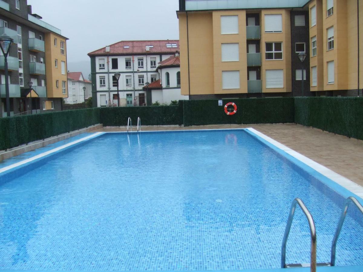 En Urbanizacion Con Piscina Centro De Unquera-val De San Vicente Ideal Parejas *