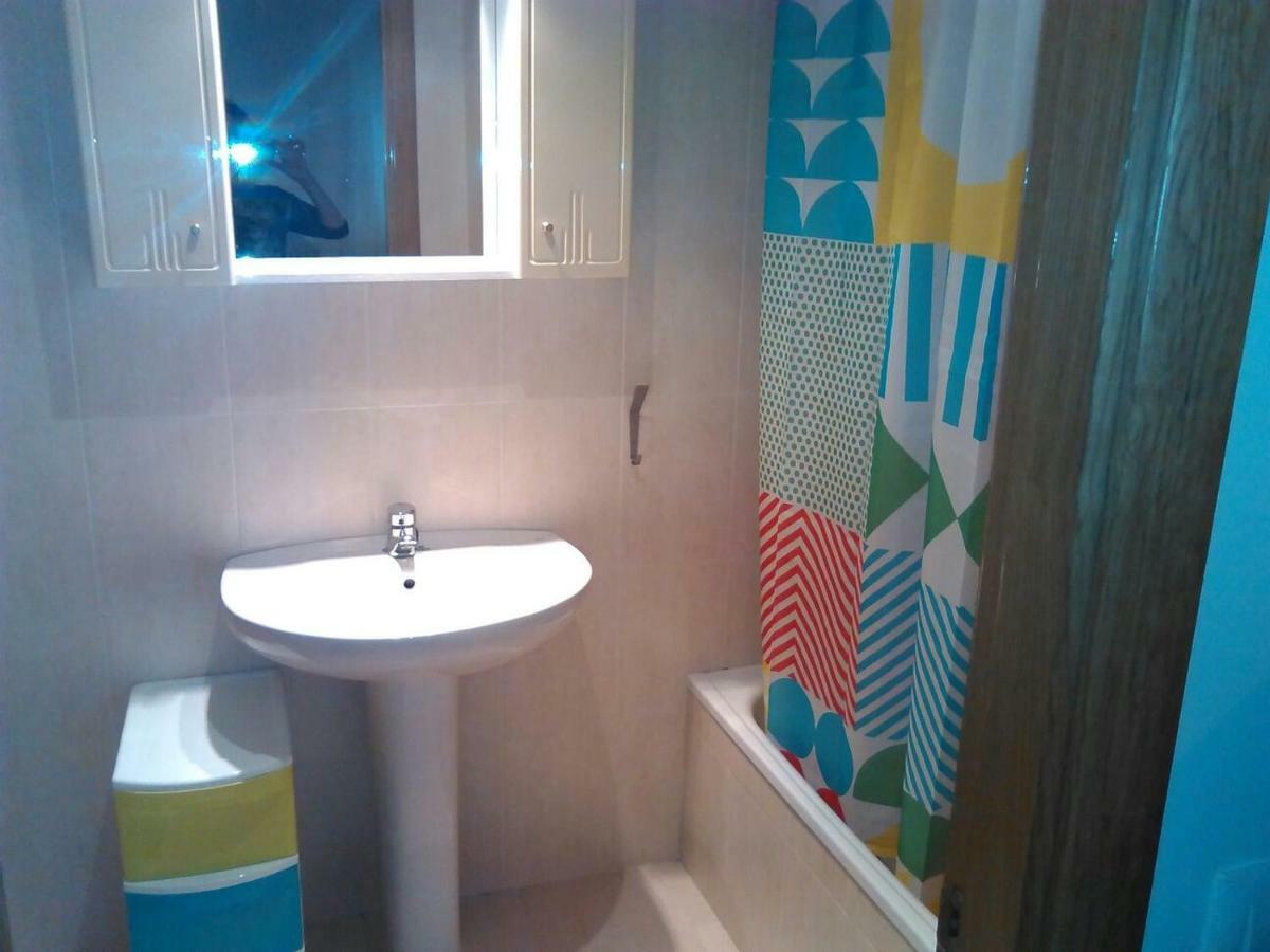 En Urbanizacion Con Piscina Centro De Unquera-val De San Vicente Ideal Parejas Apartament