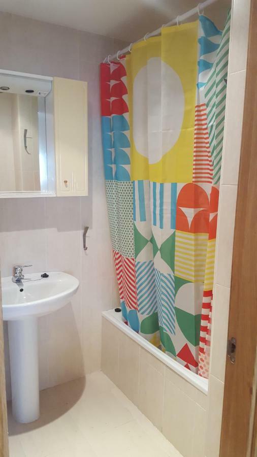 En Urbanizacion Con Piscina Centro De Unquera-val De San Vicente Ideal Parejas *